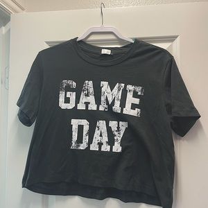 cutest gameday crop tee!